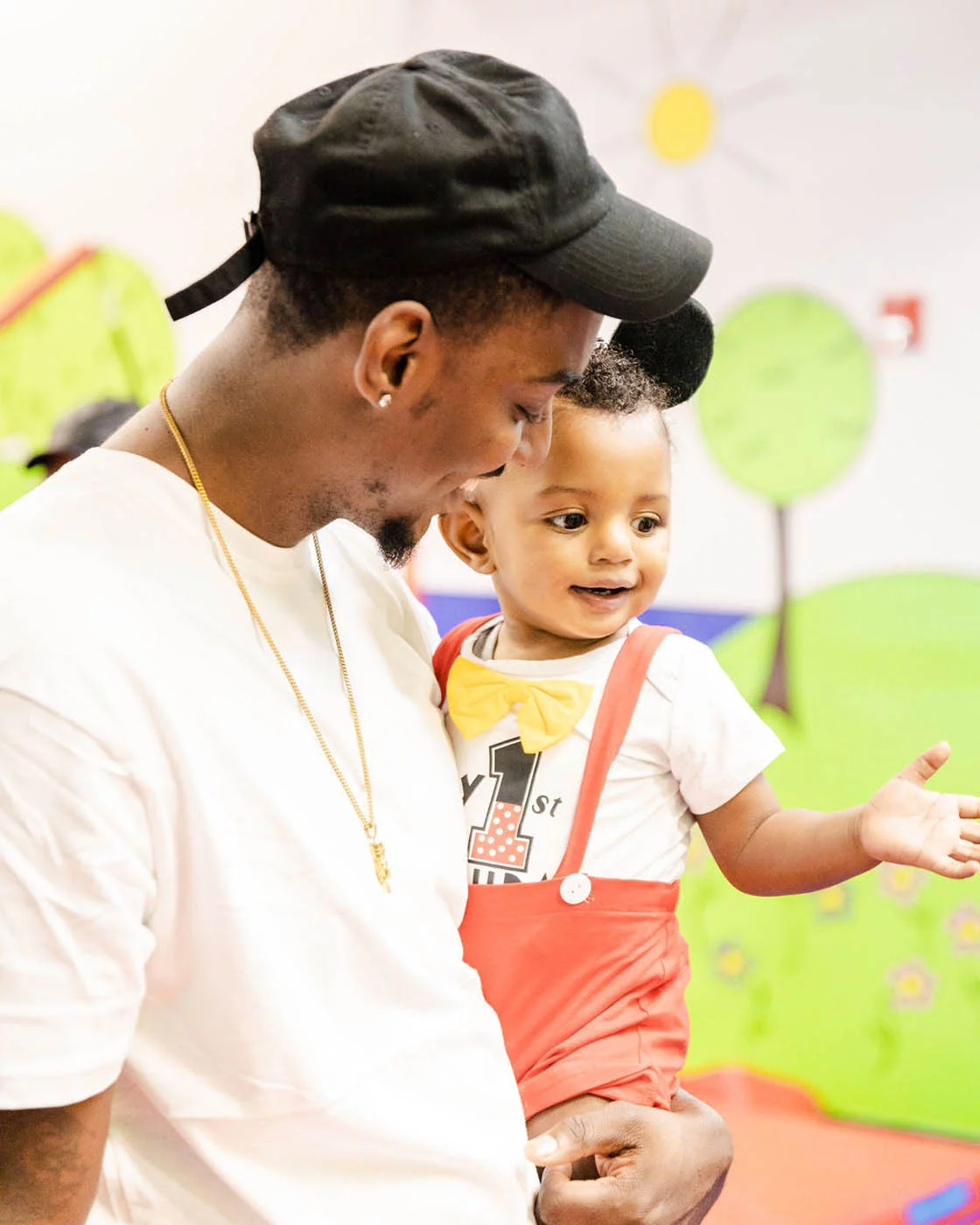 romp-n-roll-birthday-41 A dad with his birthday boy at Romp n' Roll.